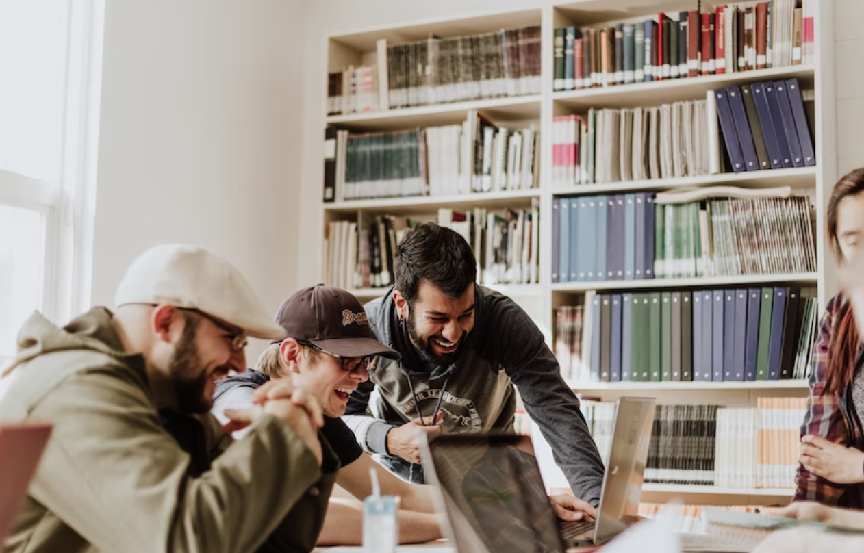 8 Effective Techniques to Motivate Your Employees